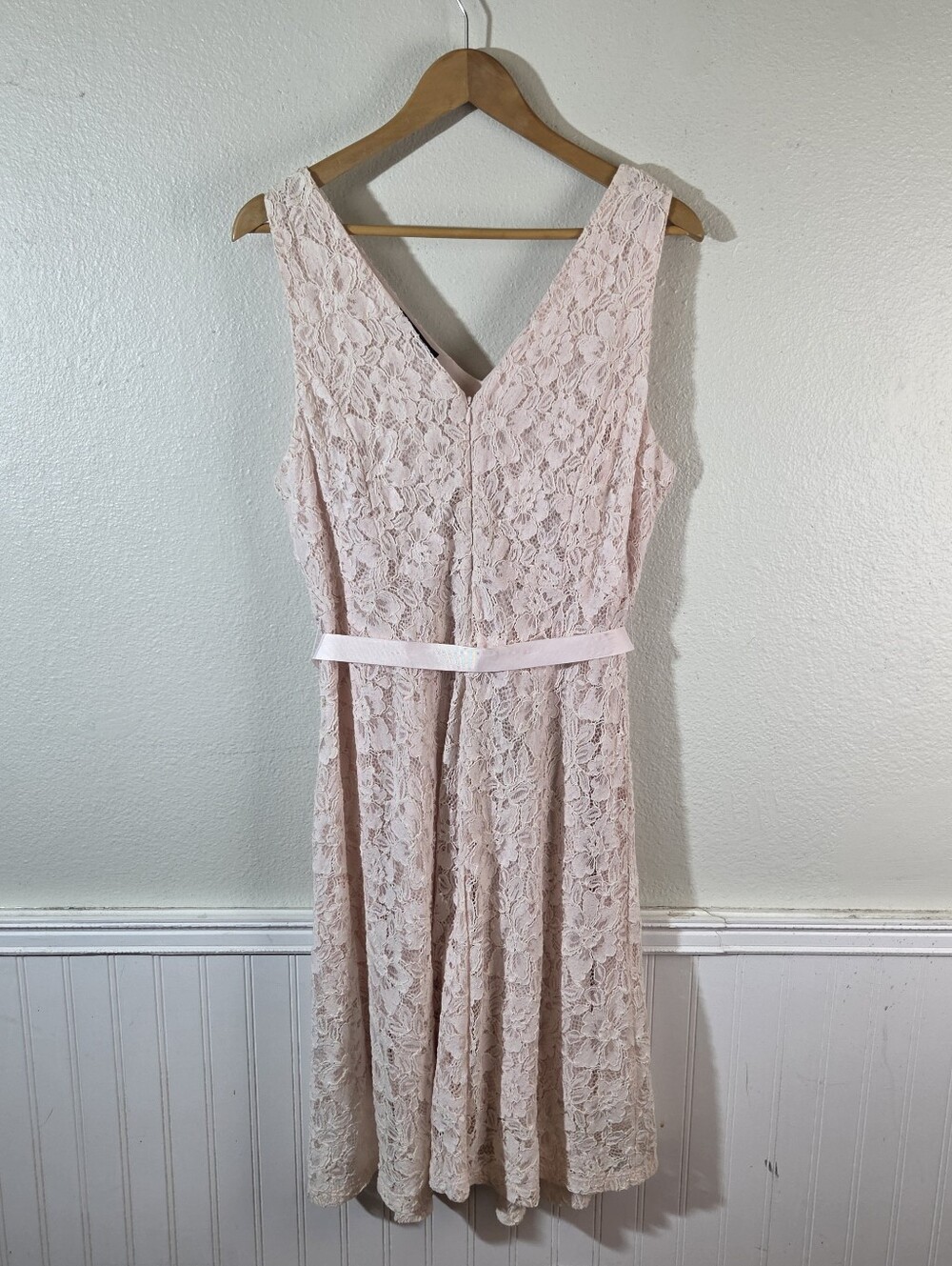 Lane Bryant Womens 14 Pink Lace Dress Sleeveless Midi Fit Flare Ribbon Belt - Picture 3 of 13